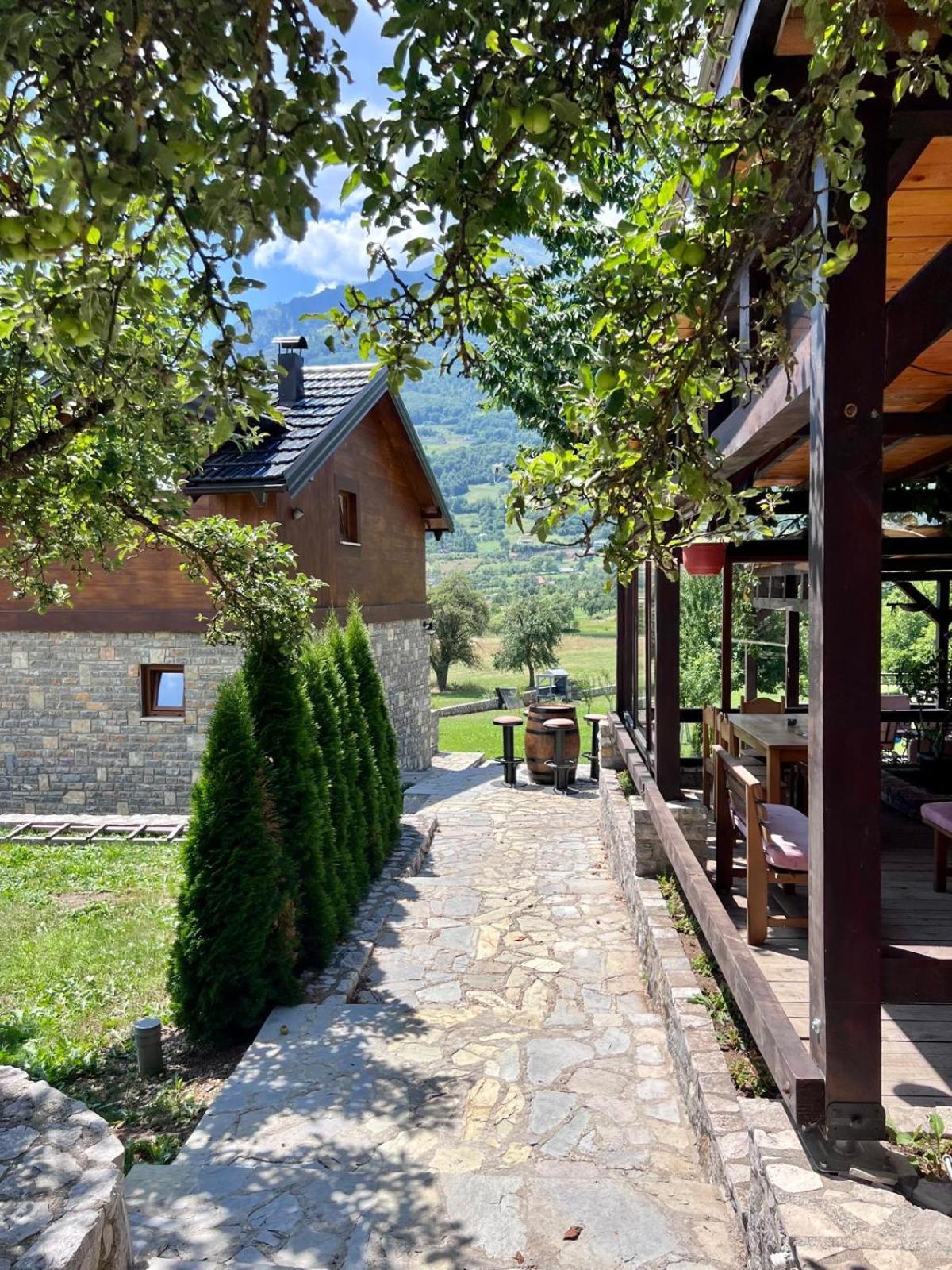 Camp Hotel Lake Views Plav Exterior foto